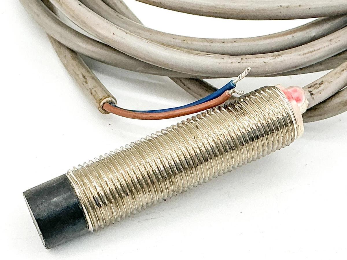 New Eaton E57-12GE08-D Inductive Proximity Sensor 10-30vdc 200Ma 2-Wire - No Box