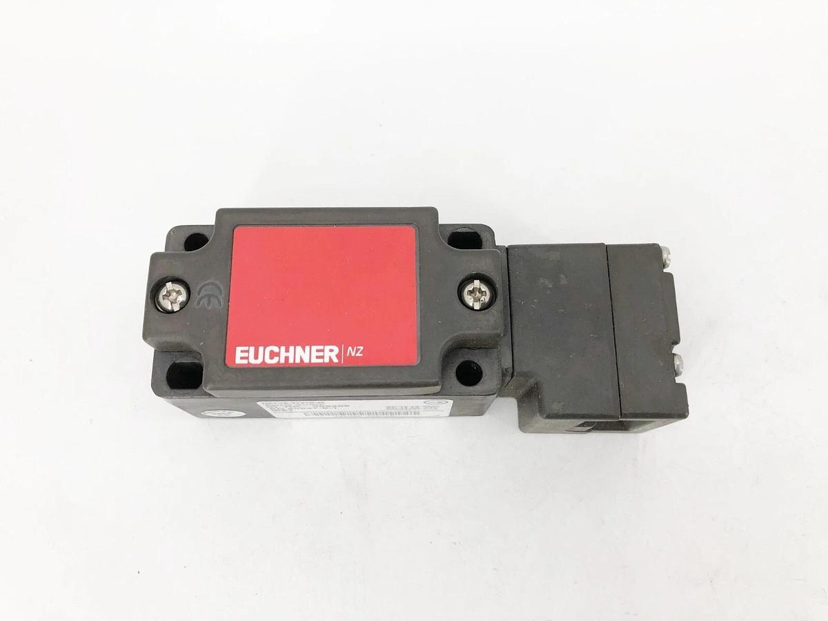 New Euchner NZ1VZ-2121E-M Safety Interlock Switch 089486