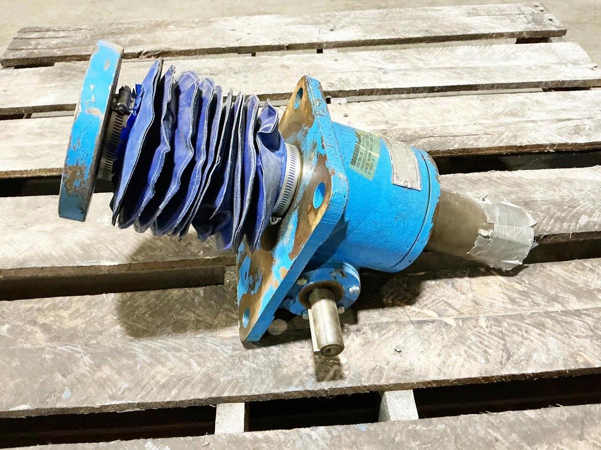 Used Arrangement IM AD 6610SN2BM1/SL 250 Worm Gear Ratio 8.0:1 Grease 7 1401-301
