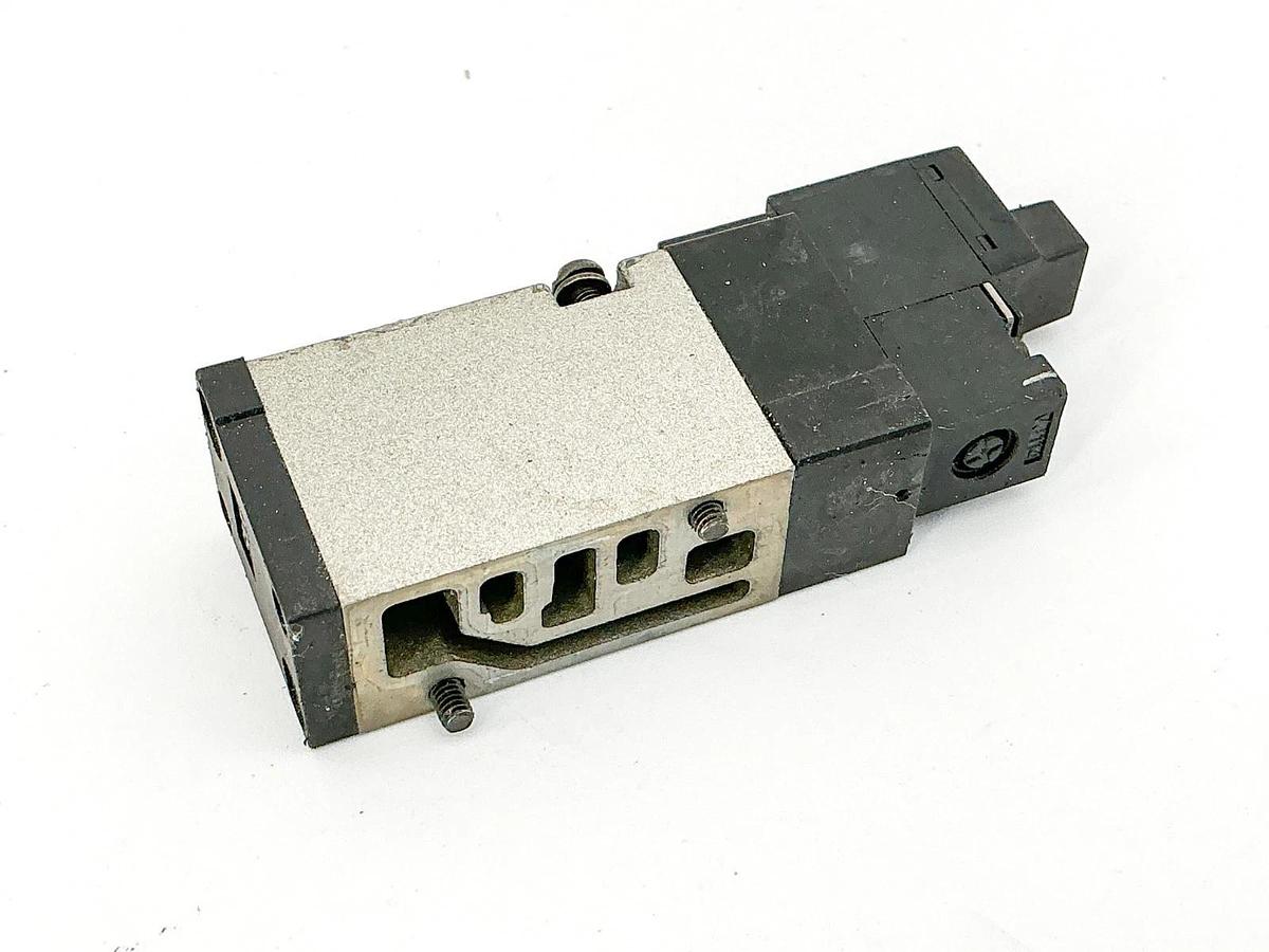 Used SMC NVJ5140-5L0B Solenoid Supply Press Valve 24V 0.15-0.7MPa