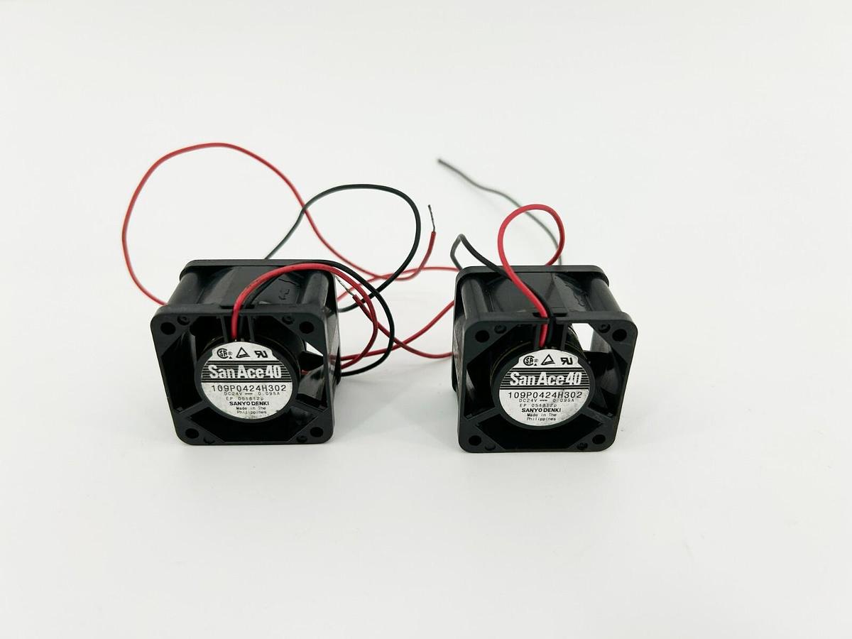 Lot of 2 New Sanyo 109P0424H302 Axial Fans, 40x40x28mm, 24VDC