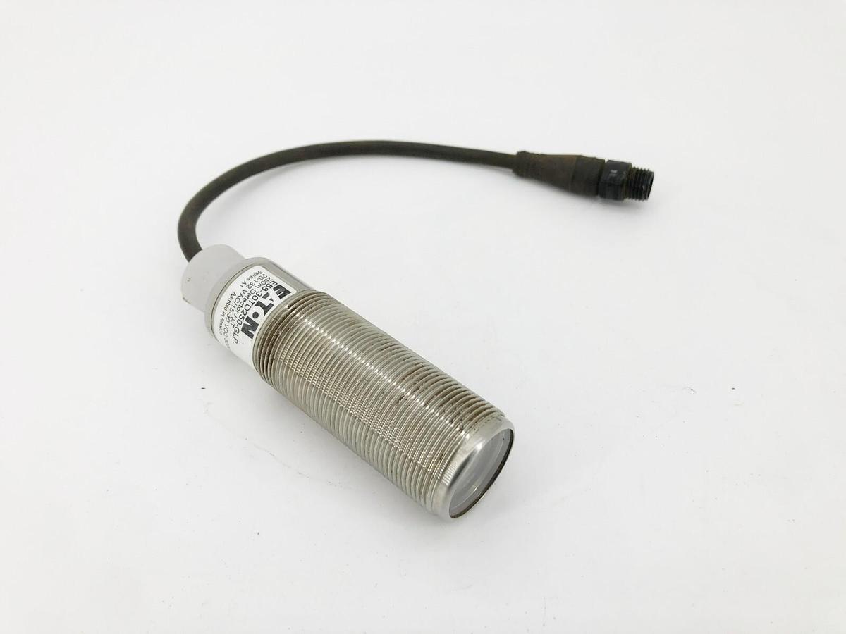 Used Eaton E58-30TD250-GLP Proximity Sensor 250m Ranger20-132VAC 15-30VDC