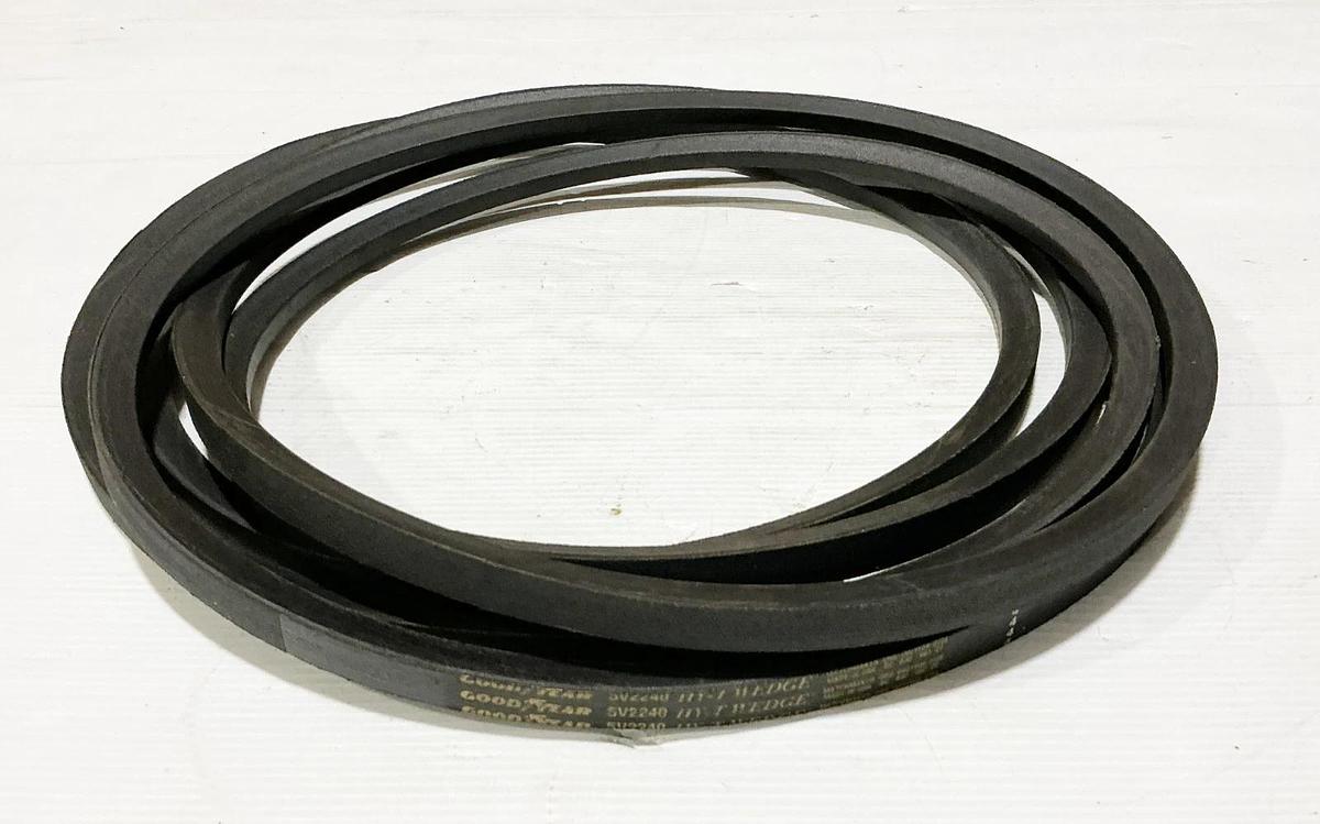New Goodyear 5V2240 HY-T Wedge Belt 5V 225" Length 0.62 Width - No Box