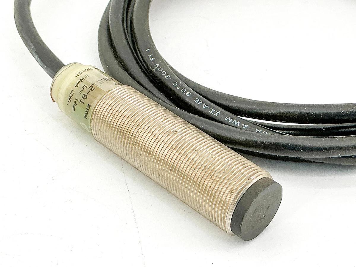 New Cutler Hammer E57-18LE12-A1 Inductive Proximity Sensor 250V Ser.E1
