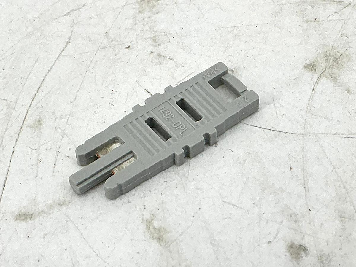 Box of 50 New Allen Bradley 1492-DPL Ser A Disconnect Plugs Gray 1492DPL