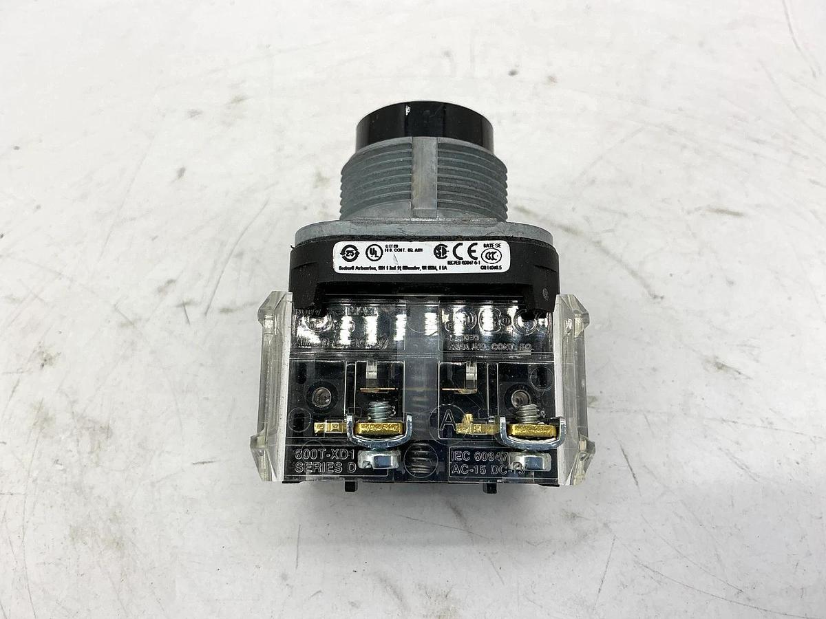 New Allen Bradley 800T-B2D1 Ser T Push Button Extended Head Black 30mm - No Box
