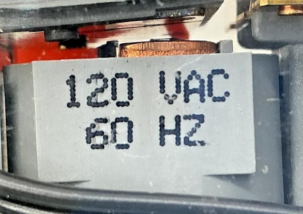 New Turck C3-A30X/120VAC Ser MR-C Relay 11-Pin 120VAC Coil 3P 10A 250V No Box