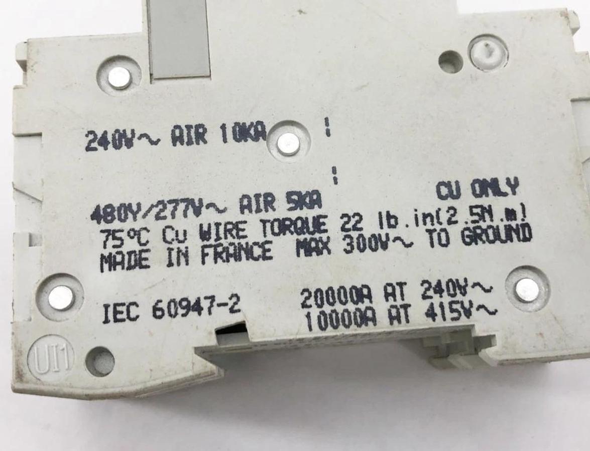New Merlin Gerin D10A Circuit Breaker 480Y/277V 24522 Multi9 C60