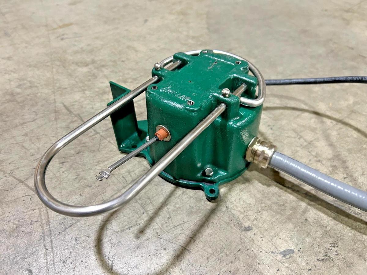 New Zoeller M3282-G Submersible Pump 115V 1/2HP 1PH 10.3A 1725rpm 3282-0006