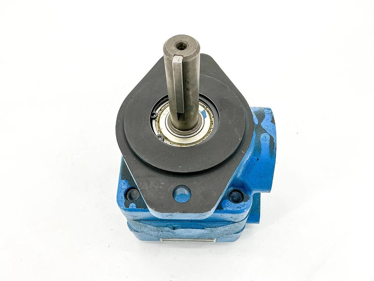 New Fluidyne V21P13P1C11R Vane Pump - No Box