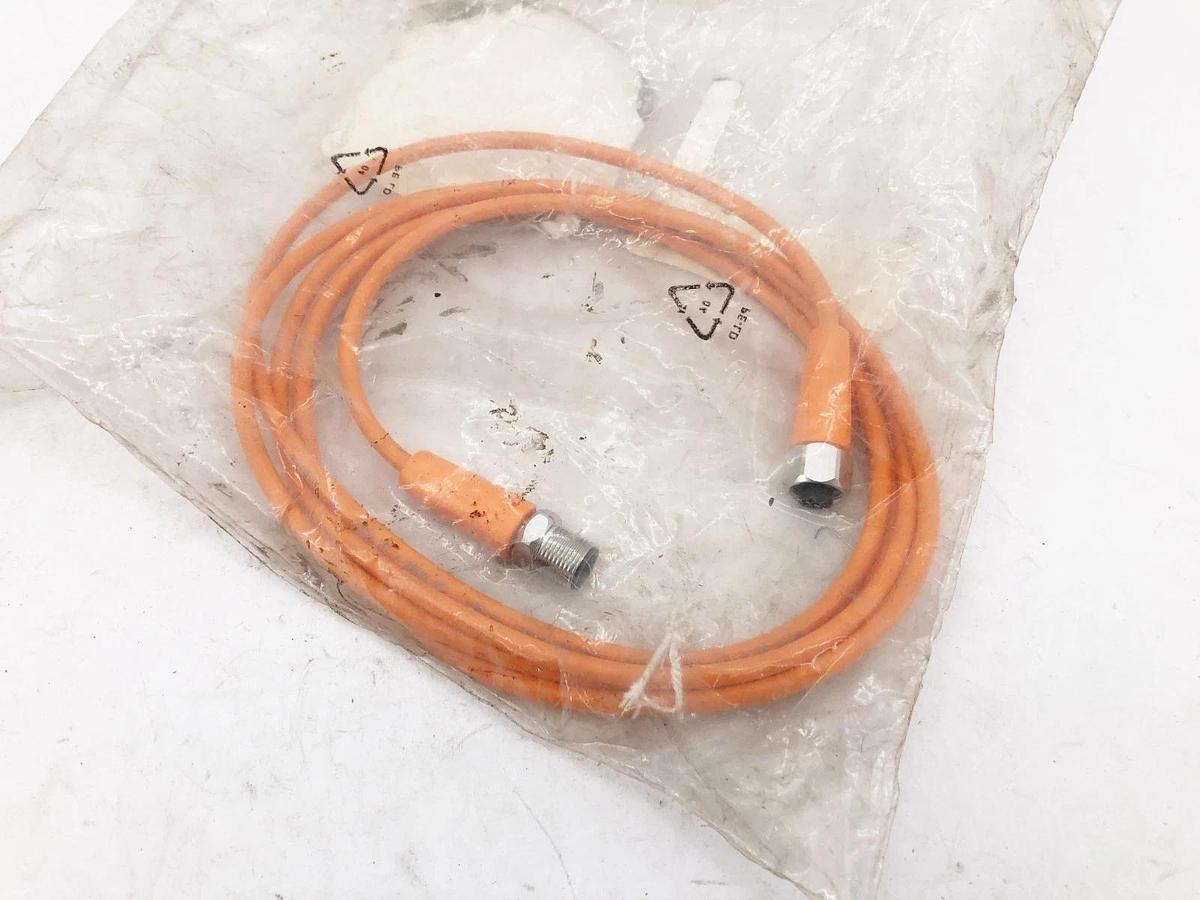 New IFM Efector EVT043 Connector Cable M12 M 4P To M12 F 5P