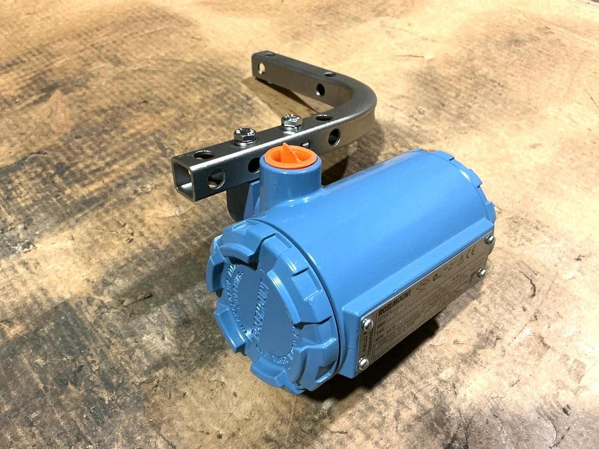 New Rosemount 8800DF005SA6E1D1R70 Vortex Flow Meter 800/427 1440PSIG No Box
