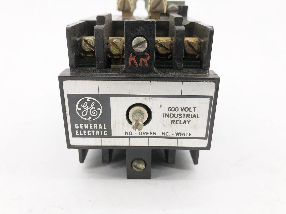 New General Electric CR120B03103 Industrial Relay 230V 10A 600V Max - No Box