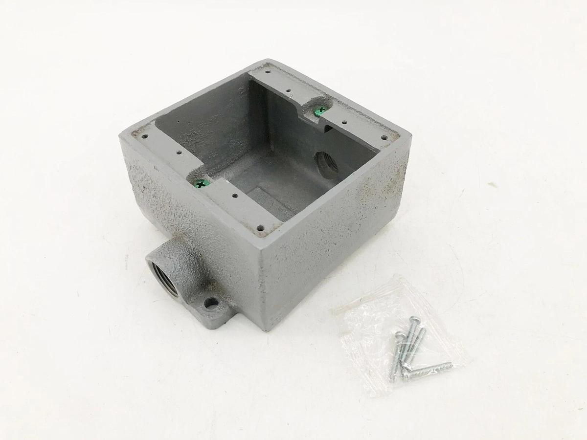 New Killark 2FDC-2M Device Box 3/4" Hub 50.0 Cu. In Capacity