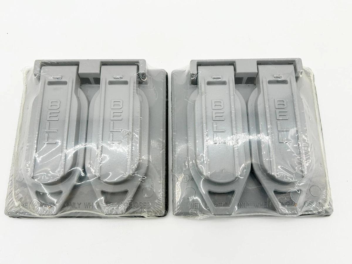 New Lot of 2 Hubbell 5148-0 Two Duplex Rceptacles Weatherproof Self Closing Lid