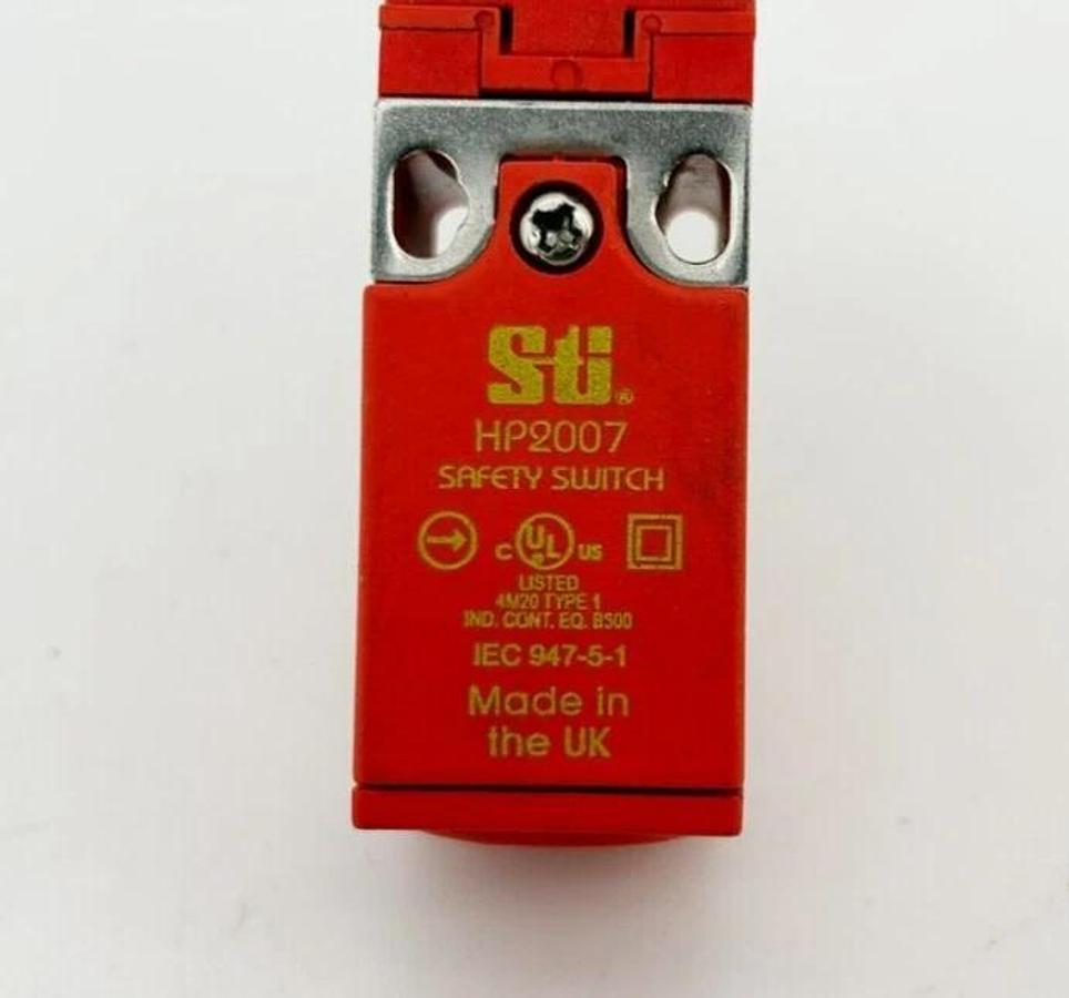 New Omron Sti HP2007 Safety Switch, 44522-1020