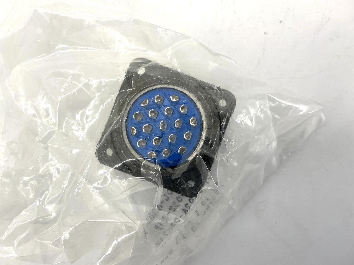 Lot of 2 New Amphenol-Aerospace 97-3102A-22-14P Connector Receptacle Male 19-Pin