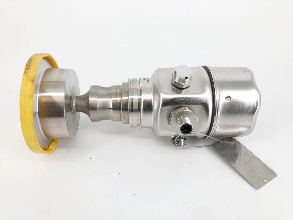 New Endress + Hauser Cerabar M PMP55-52N24/0 Transmitter 11.5-35VDC - No Box