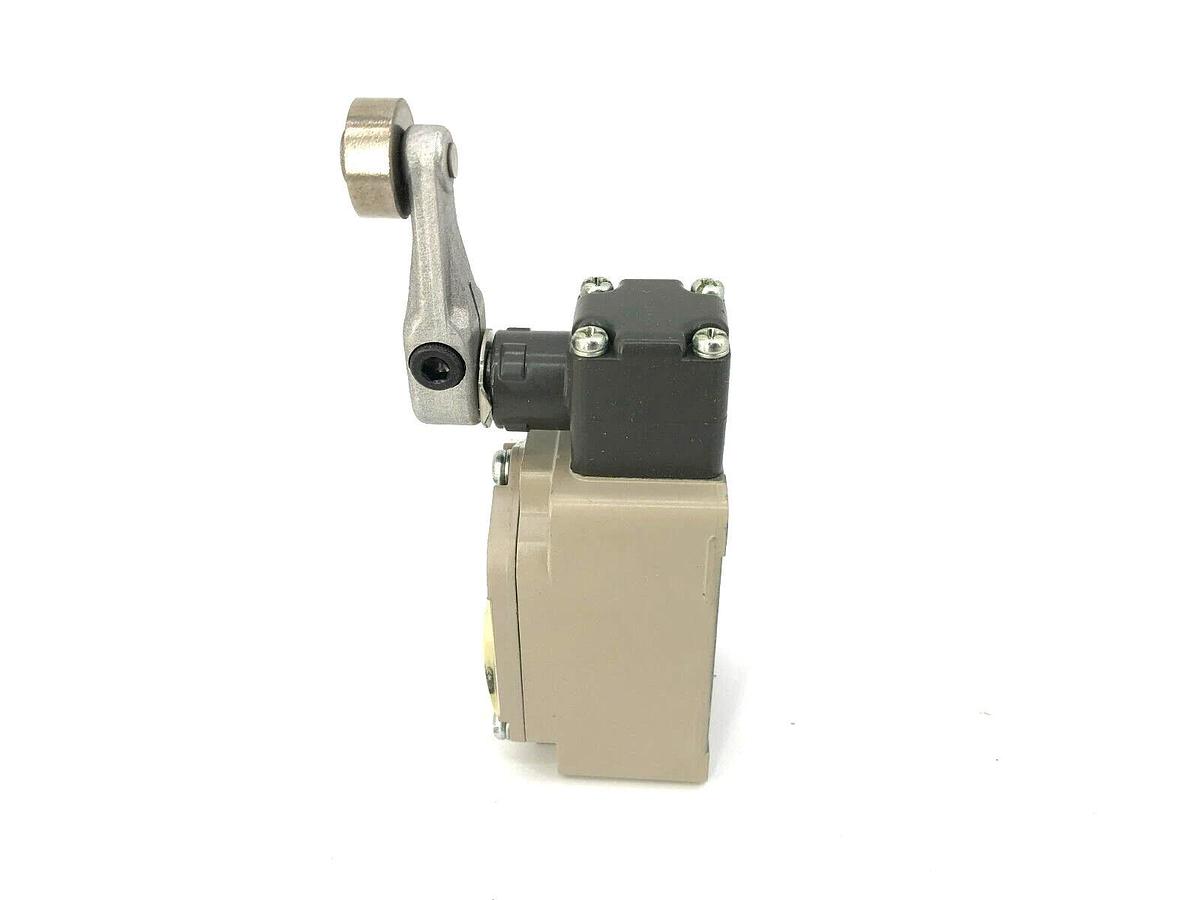 New Omron WLCA2-2LD Limit Switch 125VAC, 30VDC
