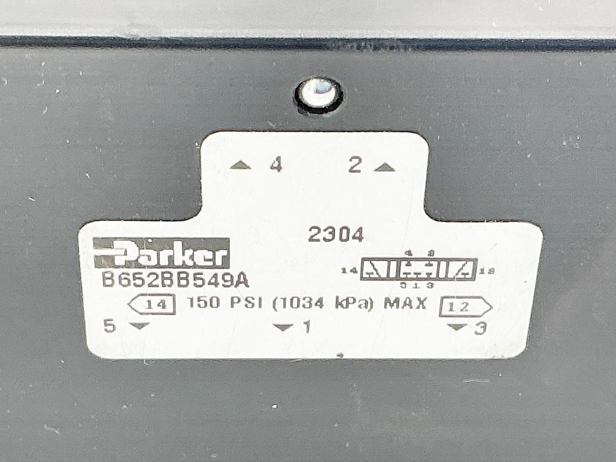 New Parker B652BB549A Solenoid Valve 150PSI 24VDC 1.2W - No Box