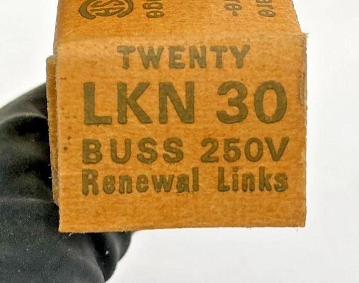 New Bussmann LKN-30 Renewal Links Superlag 250V LKN30 QTY 20 Per Box