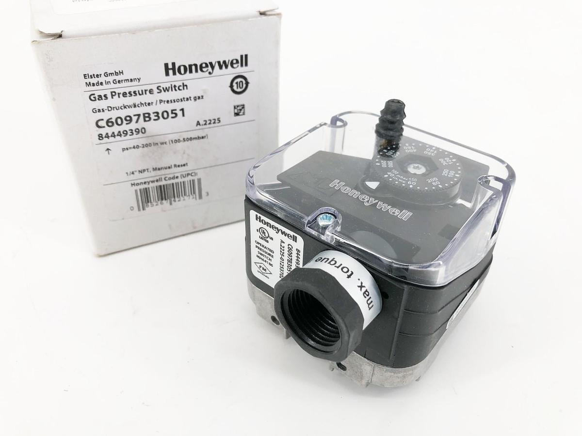 New Honeywell C6097B3051 Pressure Switch 1/4''NPT 40-200'' WC 84449390