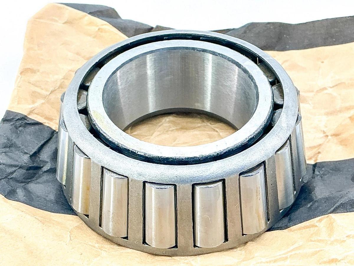 New CAT 1B-3953 Cone Bearing