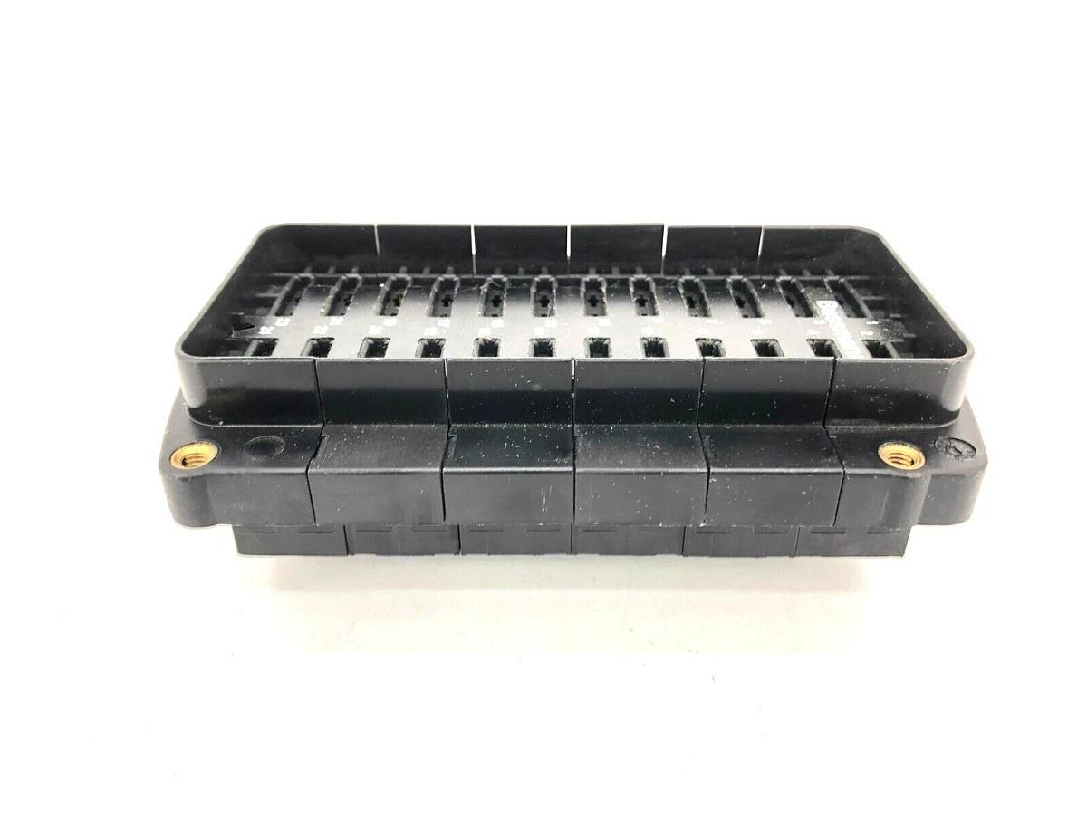 New Bussmann 15714-24-10-22A ATC Fuse Block 24-Pole (No Cover)