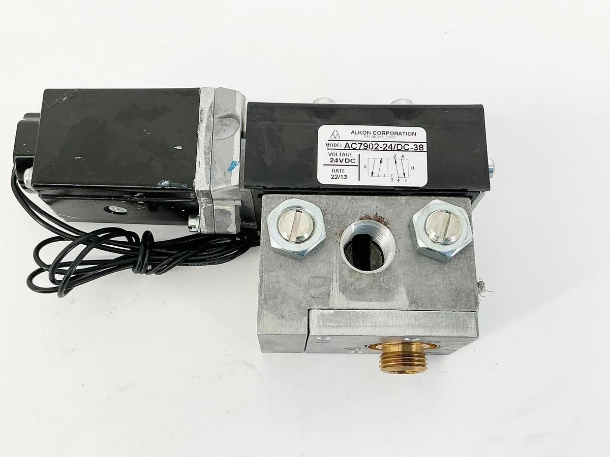 New Alkon Co. AC7902-24/DC-38 Solenoid Valve 24VDC- No Box