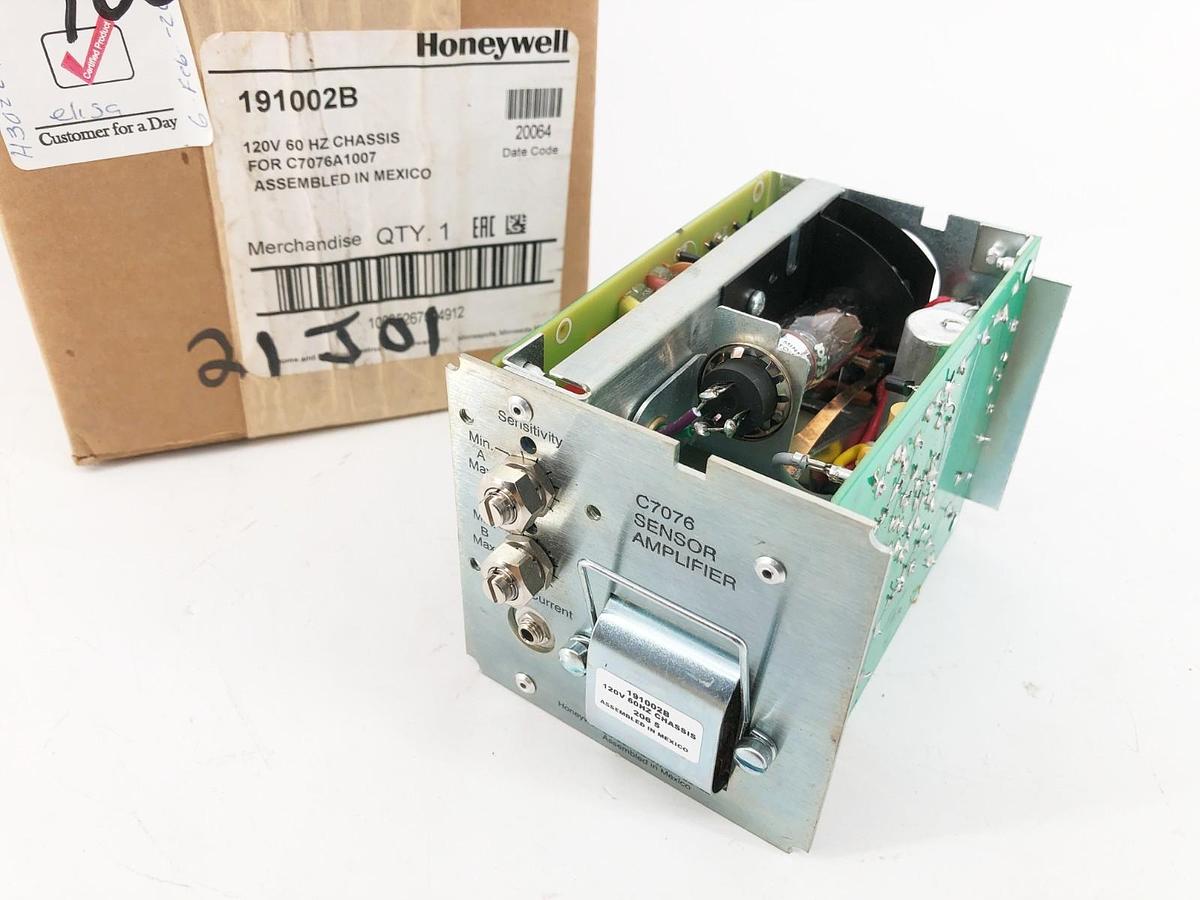 New Honeywell 191002B Chassis for C7076A1007 120V 60Hz