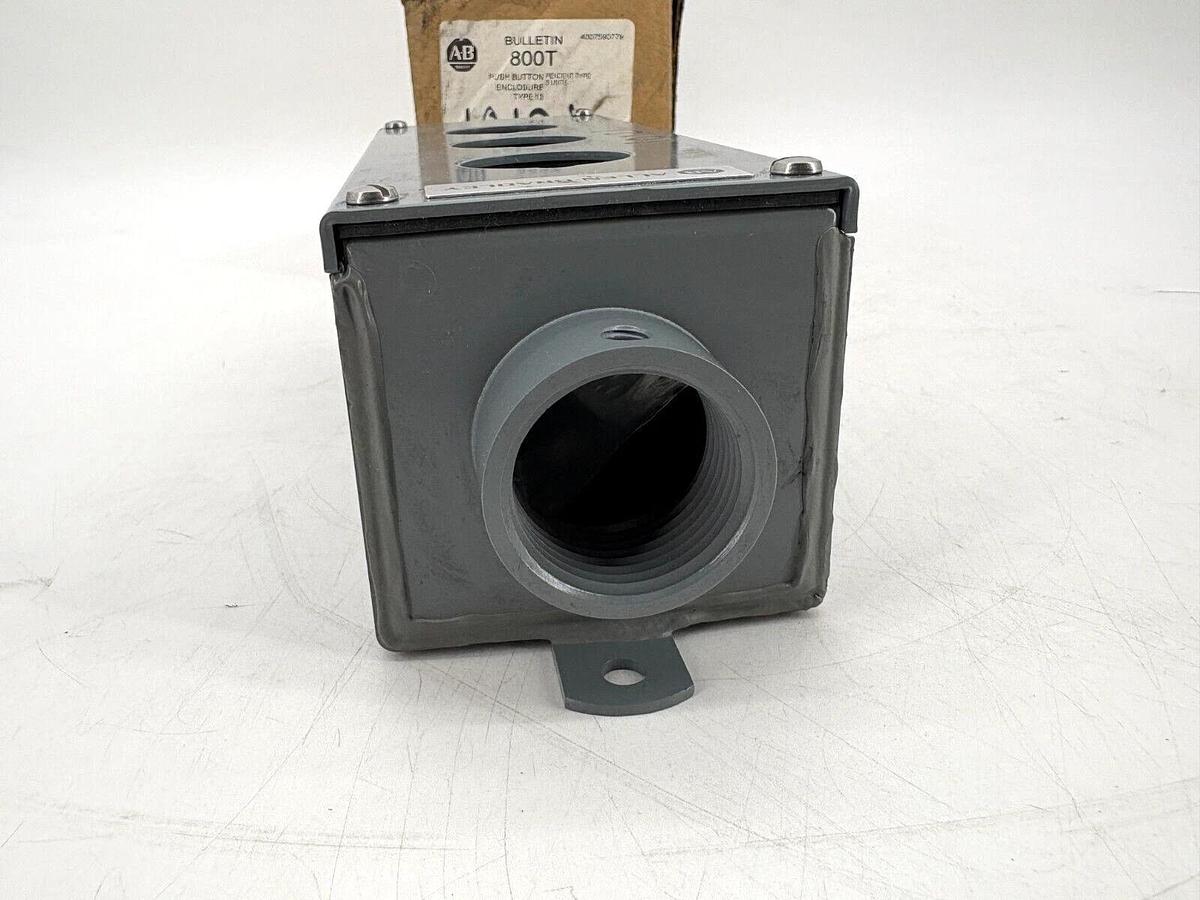 New Allen Bradley 800T-3PY Ser. M Push Button Enclosure Pendent Type 3-Hole