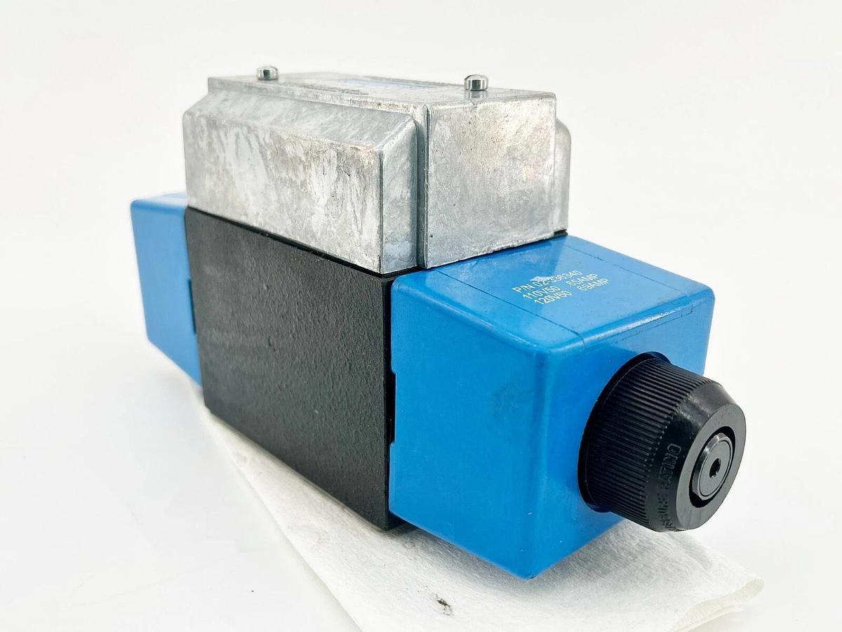 New Eaton Vickers DG4V4-012N-M-W-B5-10 Solenoid Valve 02-355395 - No Box