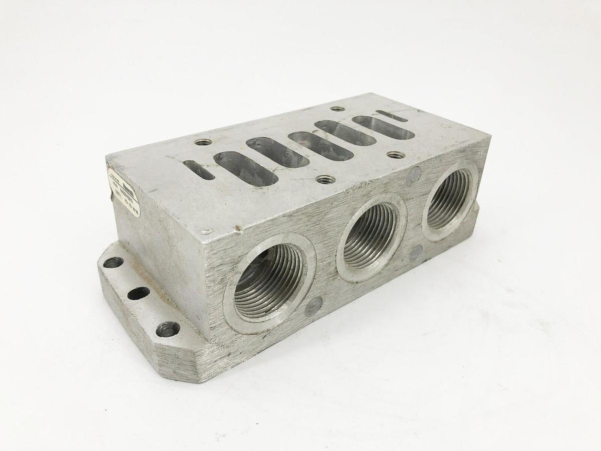 Used Rexroth R432015310 Pneumatic Valve Subplate 1" Ports
