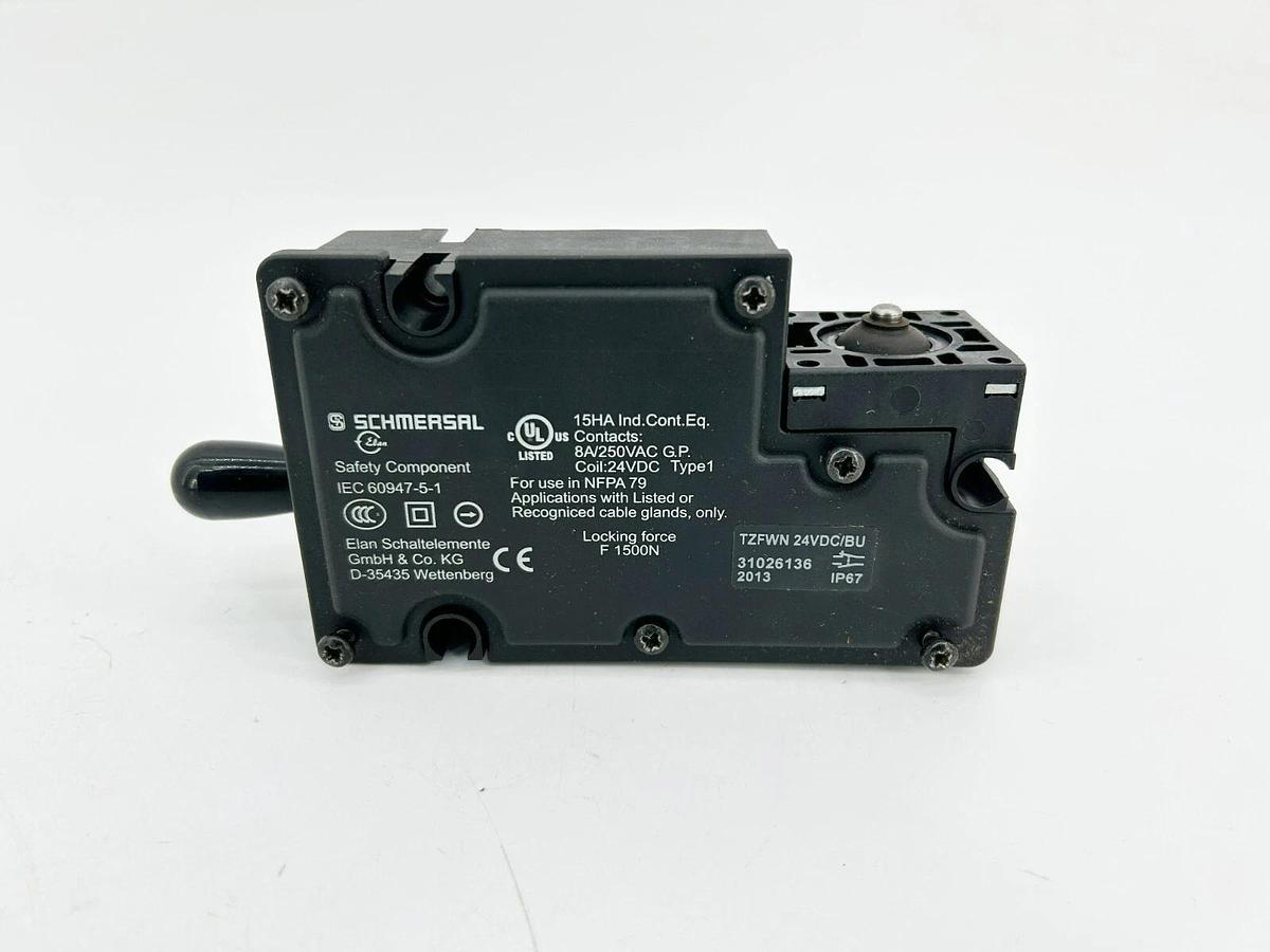 New Schmersal TZFWN24VDC Safety Switch, 250VAC, 8A, 101017679