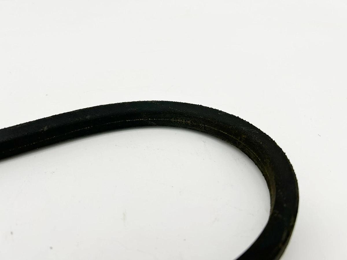 Lot of 3 New Gates 5L360 V-Belts, 36" Outside Length, 21/32" Top Width