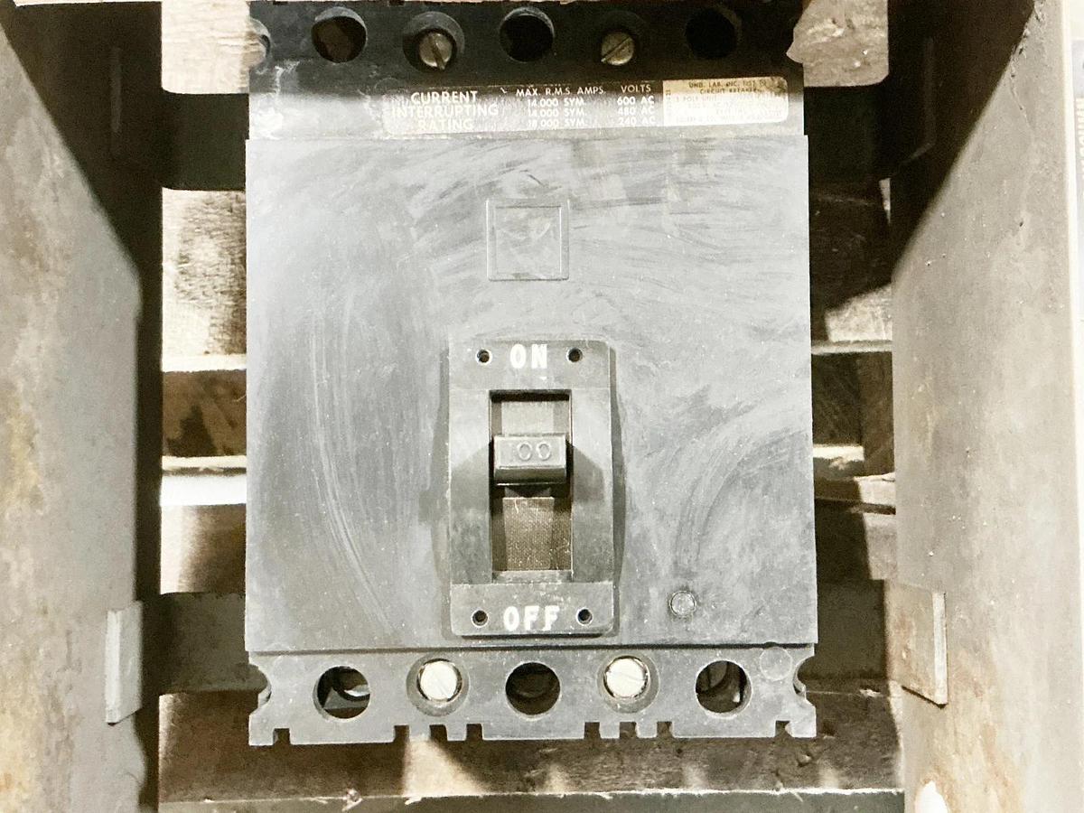 Used Square D SD75716 Circuit Breaker 100A 600V 3P 50HP