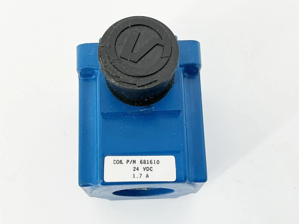 New Vickers 681610 Solenoid Coil 24VDC 1/7A - No Box
