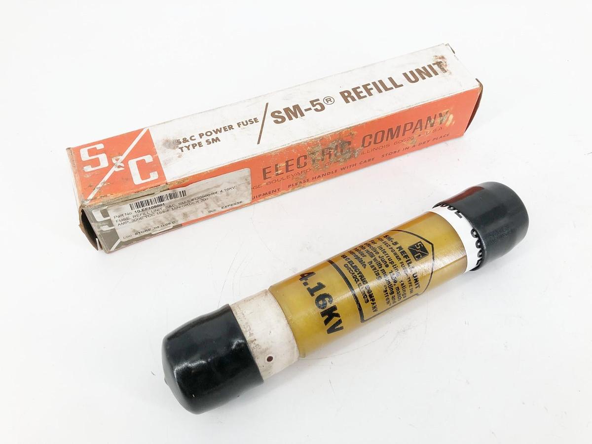 New S & C Electric 130500R4 SM-5 Fuse Refill Unit 4.16 KV 300E Amps