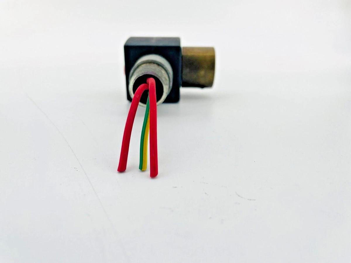 Used Asco EF8262G2 110/120V Solenoid Valve 1/8in NPT