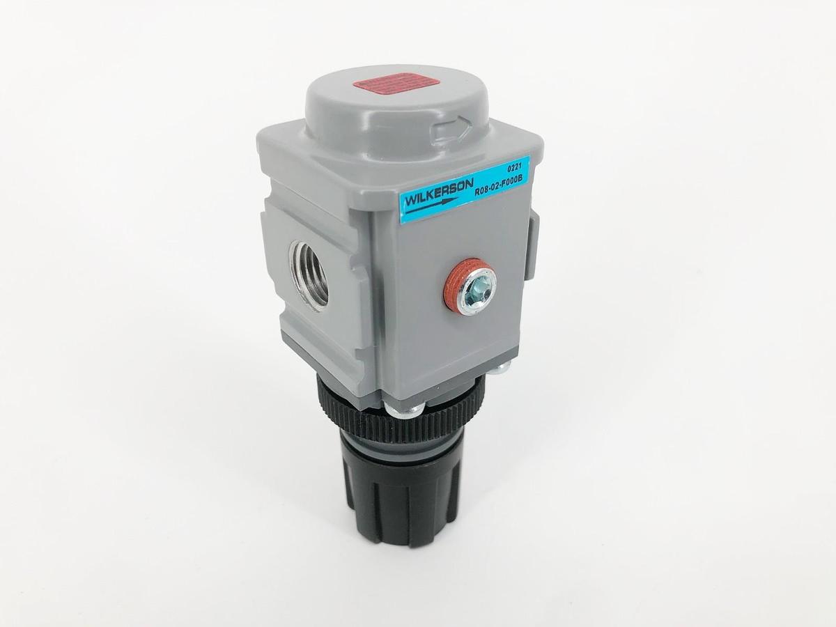 New Wilkerson R08-02-F000B Pneumatic Regulator 1/4" NPT 0-125psig - No Box
