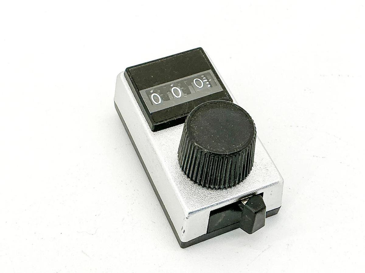 New Spectrol Model 15 Rectangular 10 Turn Dial 3 Digit 100 Turn - No Box