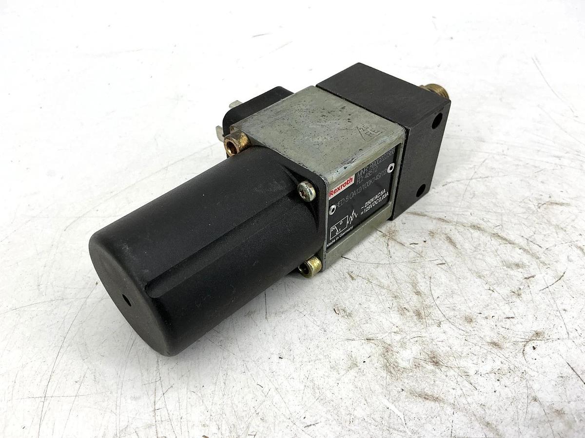 Used Rexroth HED8OA12/100K14S/12 Pressure Switch Plug-In 4-Pin 5A 250VAC 0.03A 125VDC