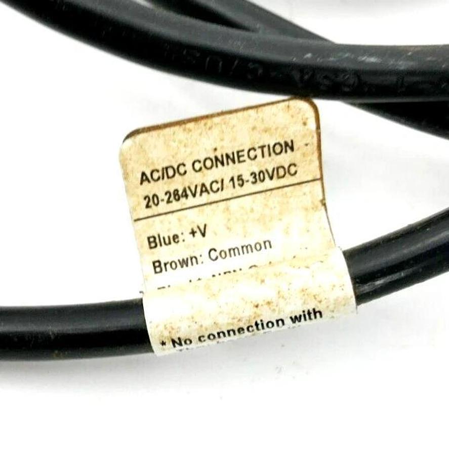 Used Eaton 13104A6513 Photoelectric Sensor 20-264VAC 15-30VDC