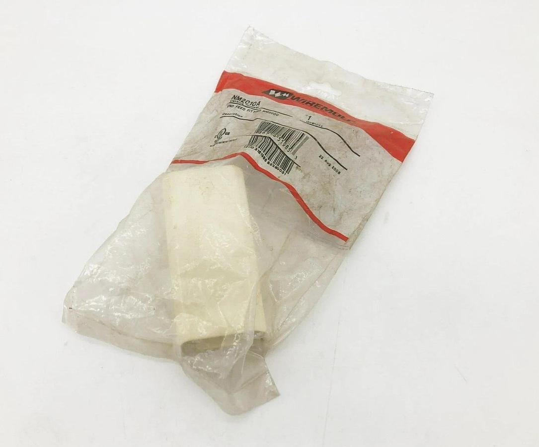 Lot of 2 New Wiremold NM2010A End Feed Fittings NM2000