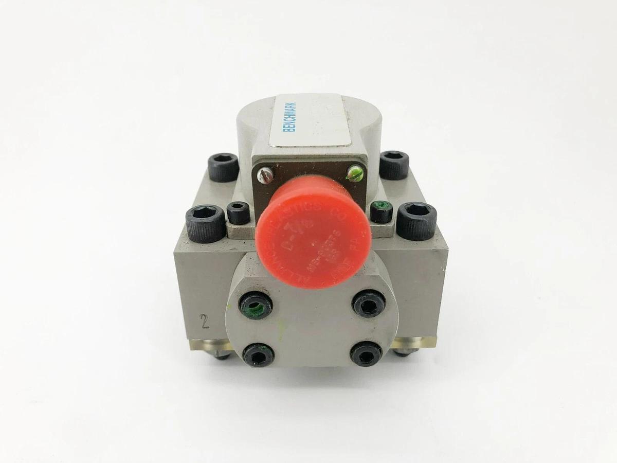 New Benchmark BM15-22/200C1PG-10 Servo Valve