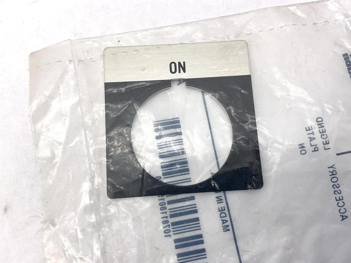Lot of 2 New Allen Bradley 800T-X530 Ser A Legend Plate On Accessory