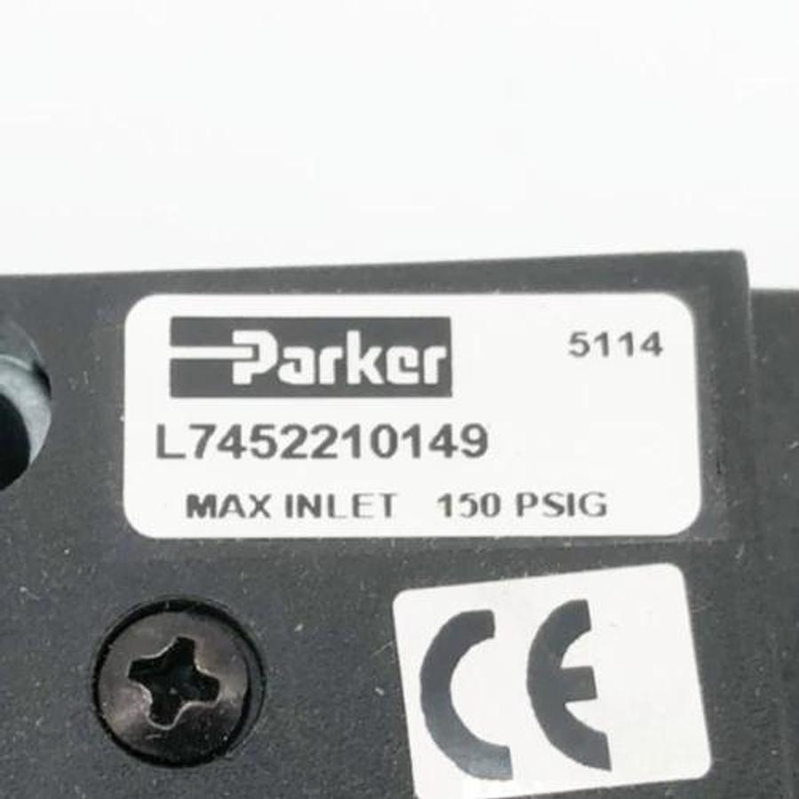 New Parker L7452210149 Pneumatic Valve 24VDC 6W - No Box