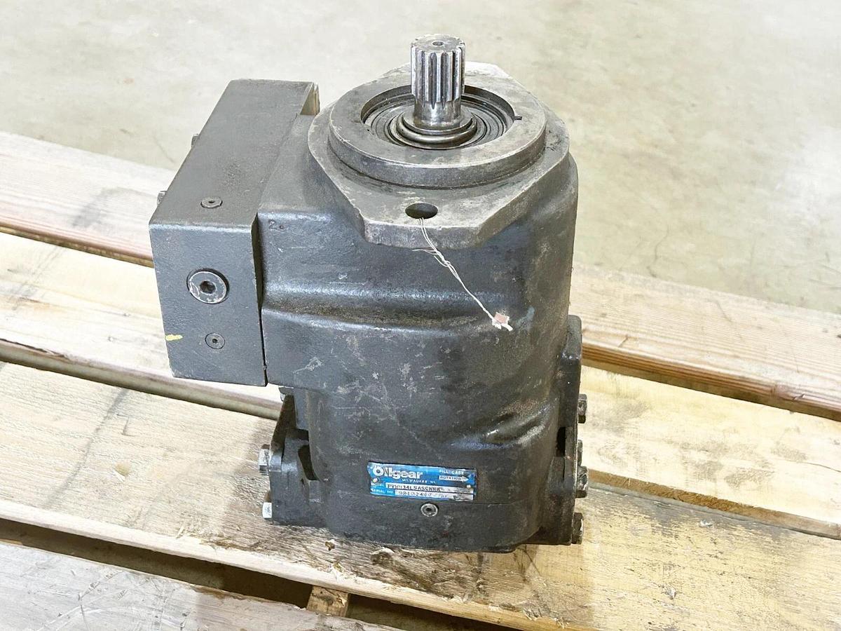 Used Oilgear PVWH-34-LSAS-CNNN Hydraulic Piston Pump