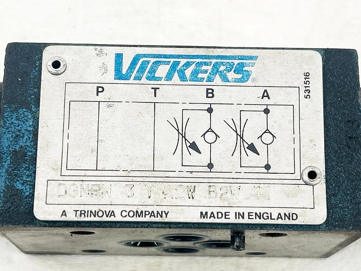 Used Vickers DGMFN-3-Y-A2W-B2W-41 Flow Control Valve 694412