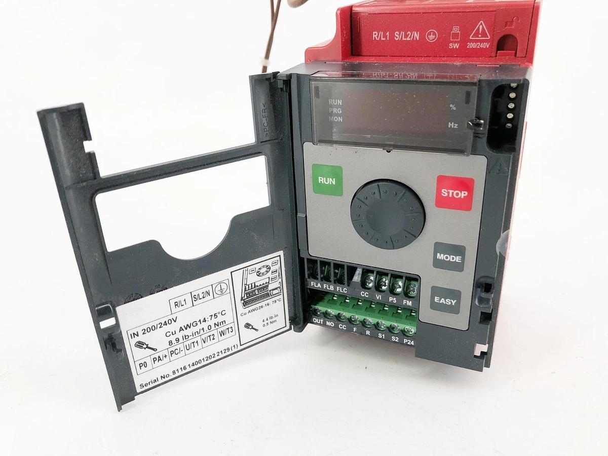 Used Toshiba VFNC3S-2002PL Transistor Inverter 1PH 200/240VAC 0.2kW/0.25HP